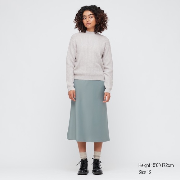 🌟Uniqlo soufflé yarn mock neck sweater - Picture 5 of 11